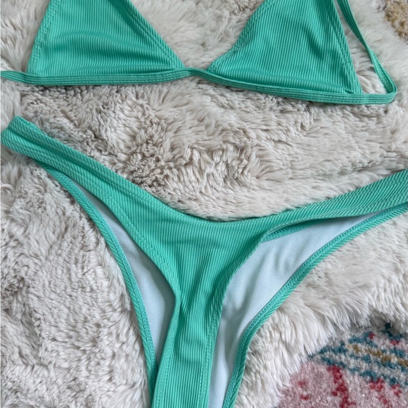 Mint Green Ribbed Bikini Set - Picture 2 of 2